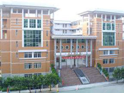 重庆市第七中学学校主教学楼