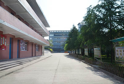 四川省自贡市电子信息职业技术学校学校一角