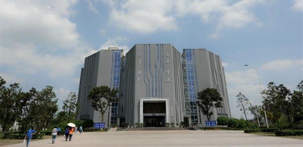 重庆传媒职业学院学校主教学楼