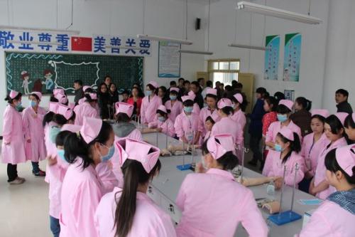 重庆卫生学校学员风采
