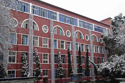 重庆第二外国语学校教学楼